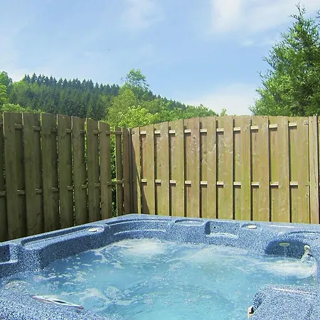 펜션 Cozy Holiday In Stoumont With Sauna And Jacuzzi 라글레이즈