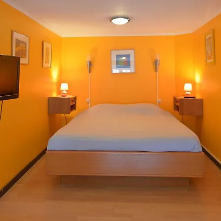 펜션 Cozy Holiday In Stoumont With Sauna And Jacuzzi *